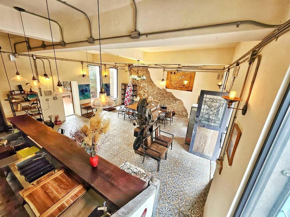 文化旅宿 l 感覺活著 POSSESSION l 恆春風土所 l 背包客棧 l 恆春必住特色旅店 Vacation rental in Hengchun Township