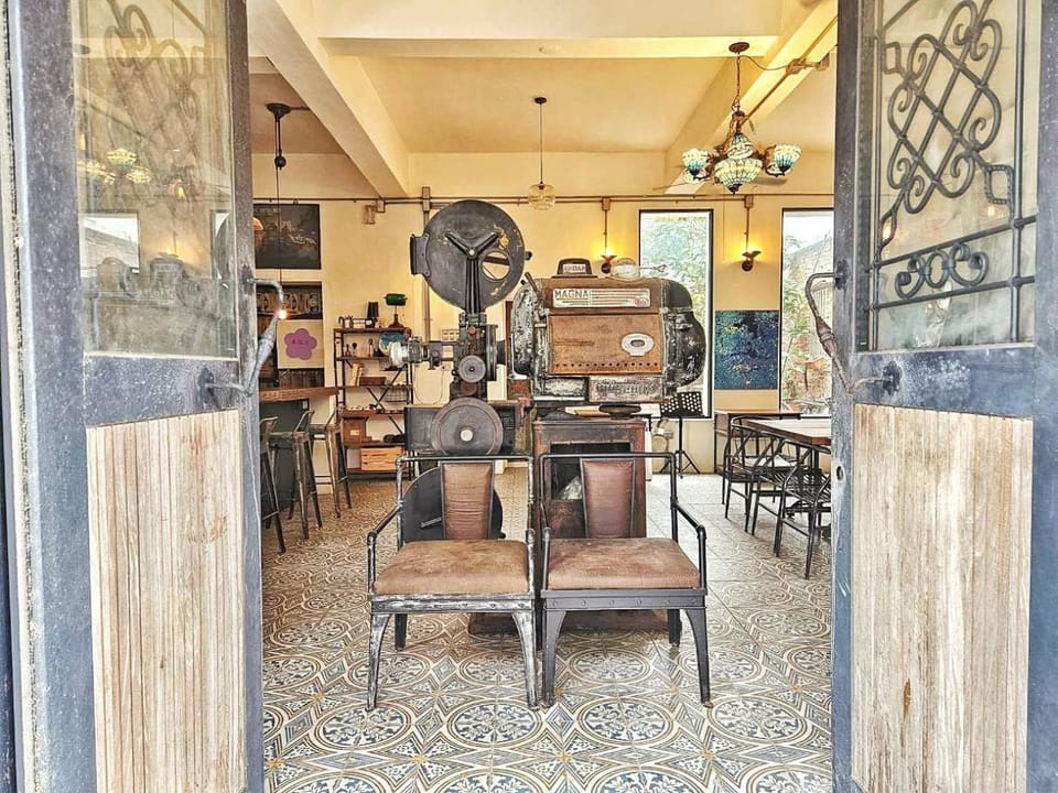 文化旅宿 l 感覺活著 POSSESSION l 恆春風土所 l 背包客棧 l 恆春必住特色旅店 Vacation rental in Hengchun Township