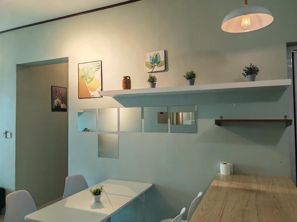 Modern Comfy Suite Room-9Pax Apartment in Penang