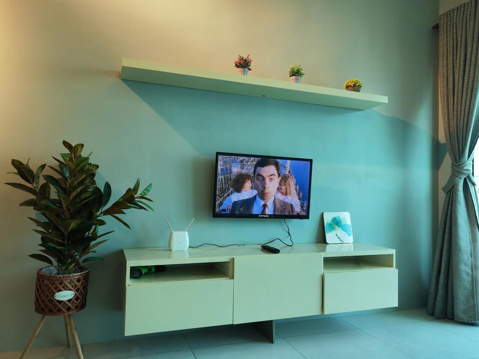 Modern Comfy Suite Room-9Pax Apartment in Penang