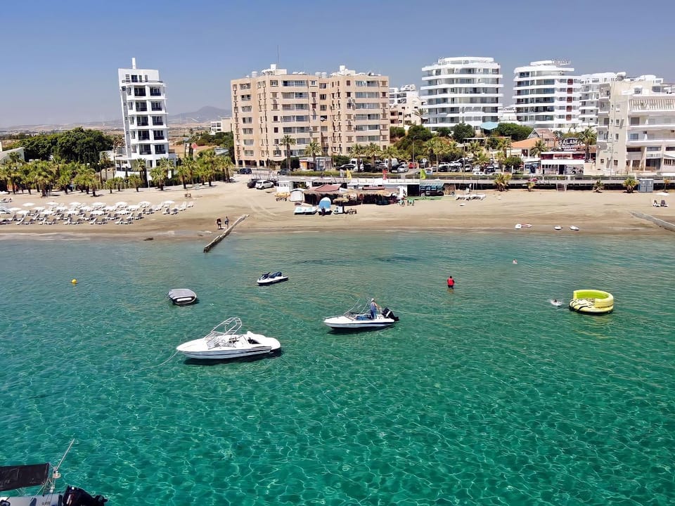 Nearby landmark, Day, Beach, Windsurfing, Sea view