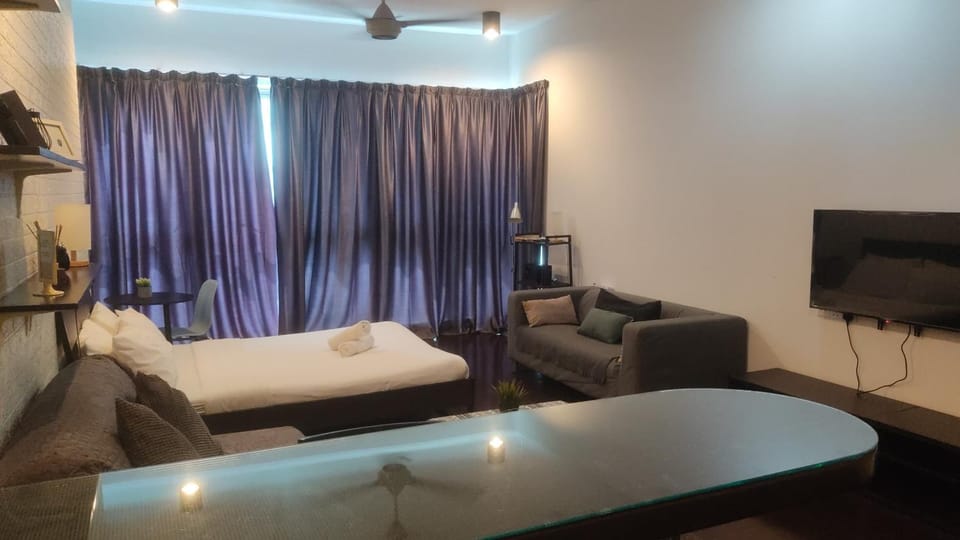 Bed, Photo of the whole room
