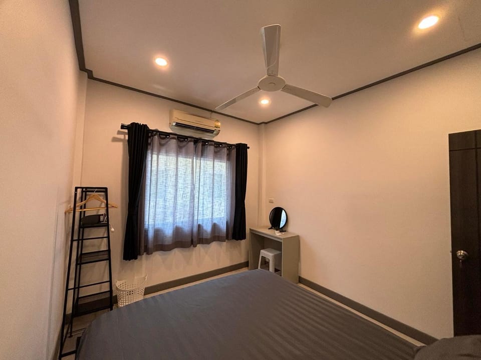 3 bedroom, 3 bathroom house, Phuket Town, Thailand House in Wichit