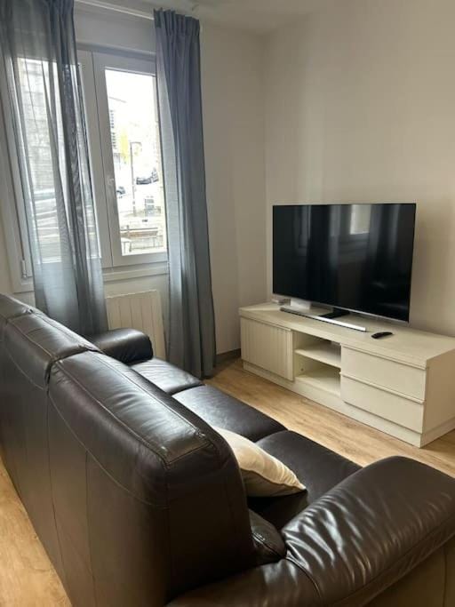 Piso Deluxe con Balcón Cerca del Casco Viejo Apartment in Bilbao