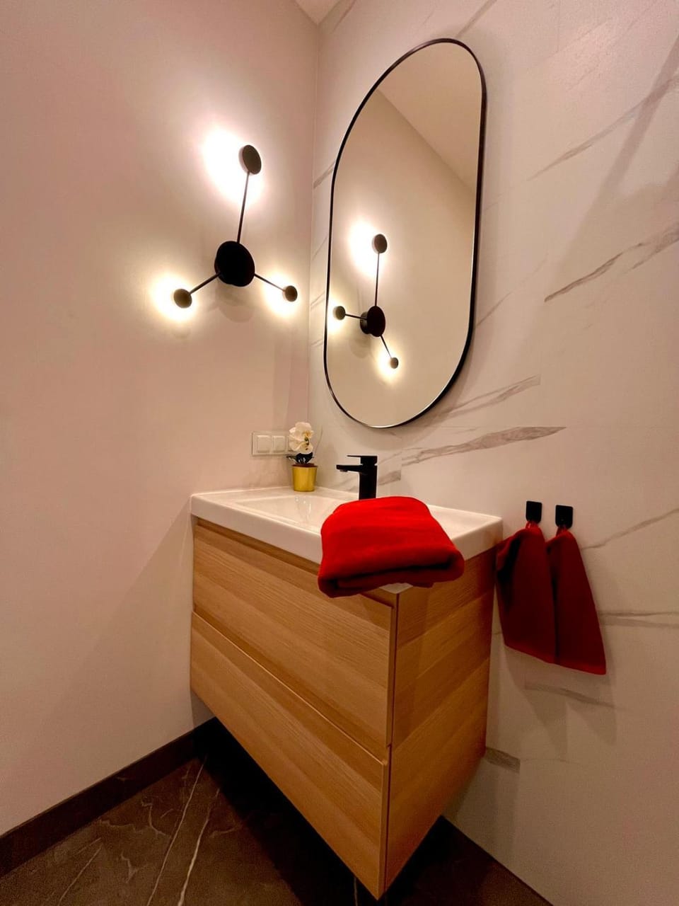 Bathroom, towels