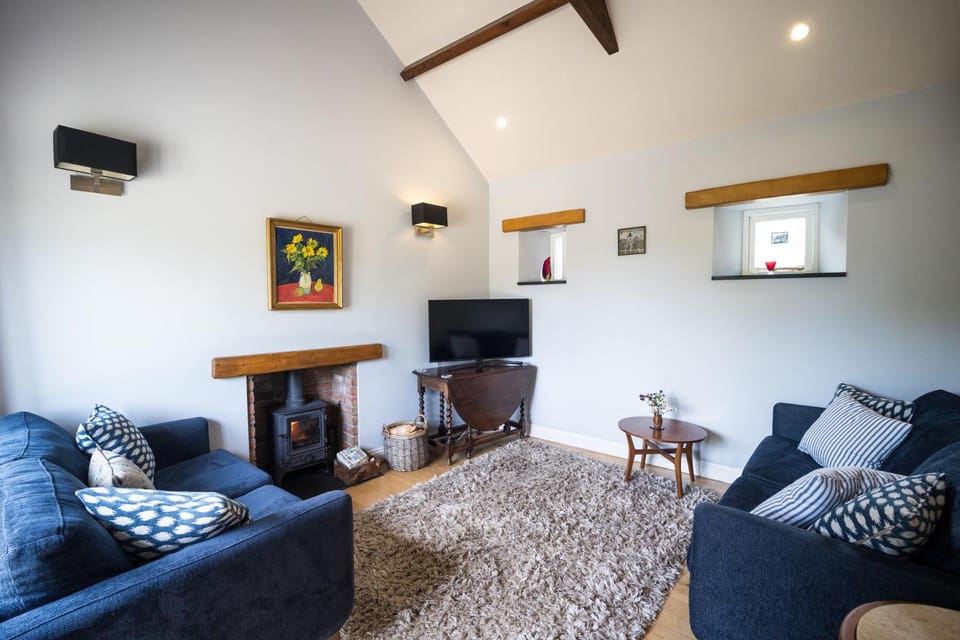 Living room, Seating area, fireplace
