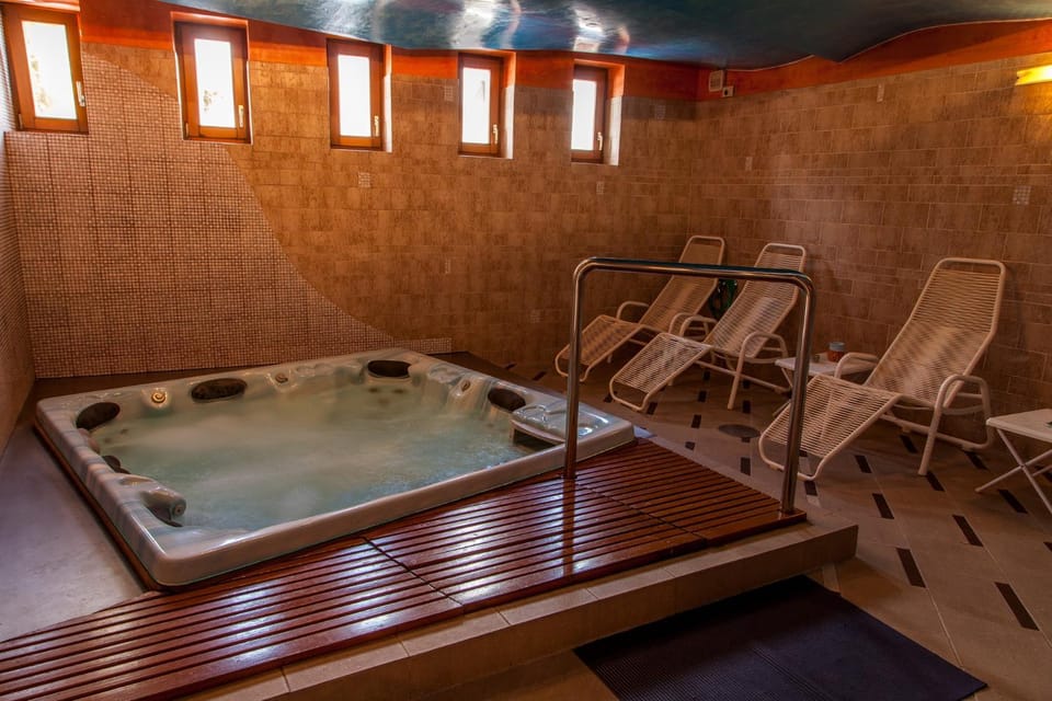 Hot Tub