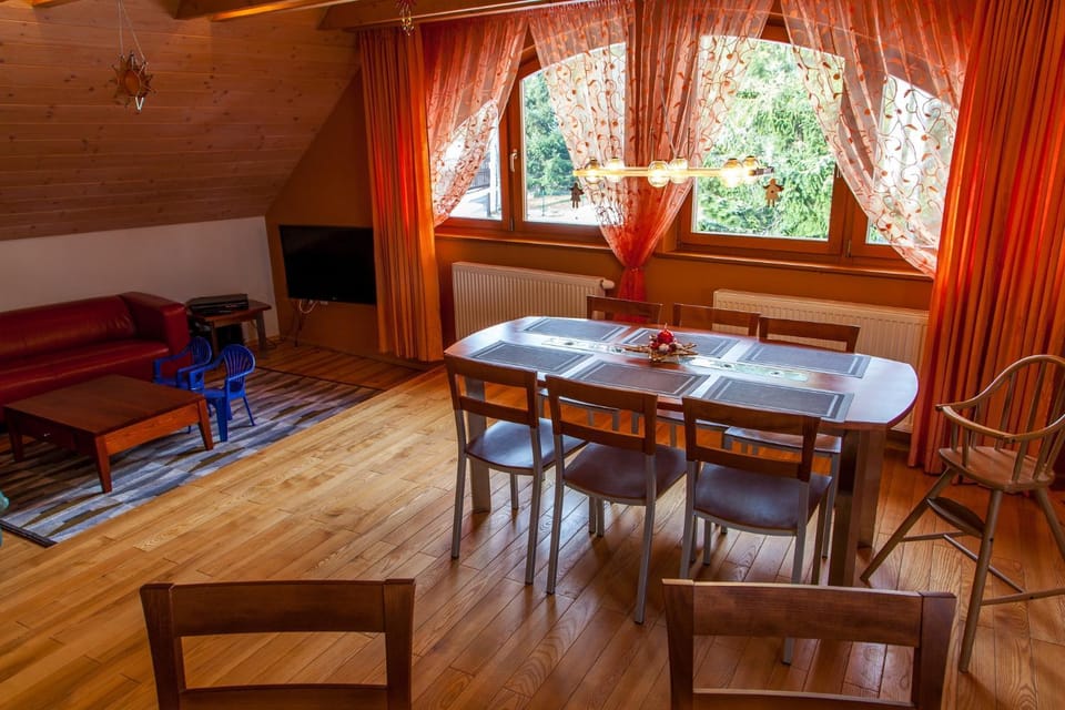Living room, Photo of the whole room, Dining area