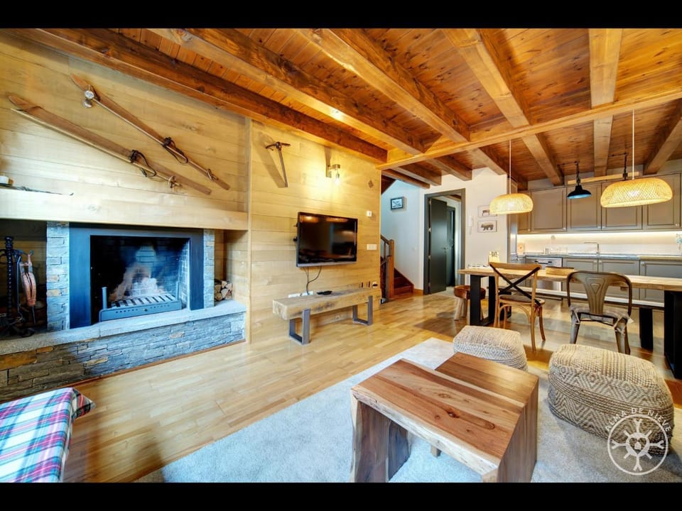 CASA GIRETA de Alma de Nieve House in Catalonia