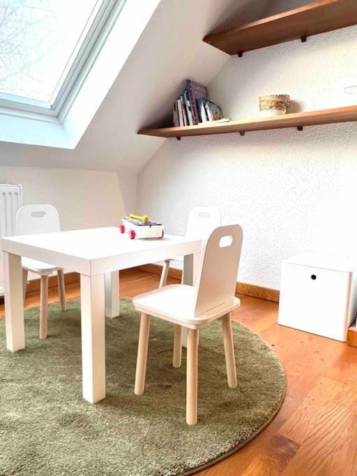 Grand appartement en centre ville Apartment in Île-de-France