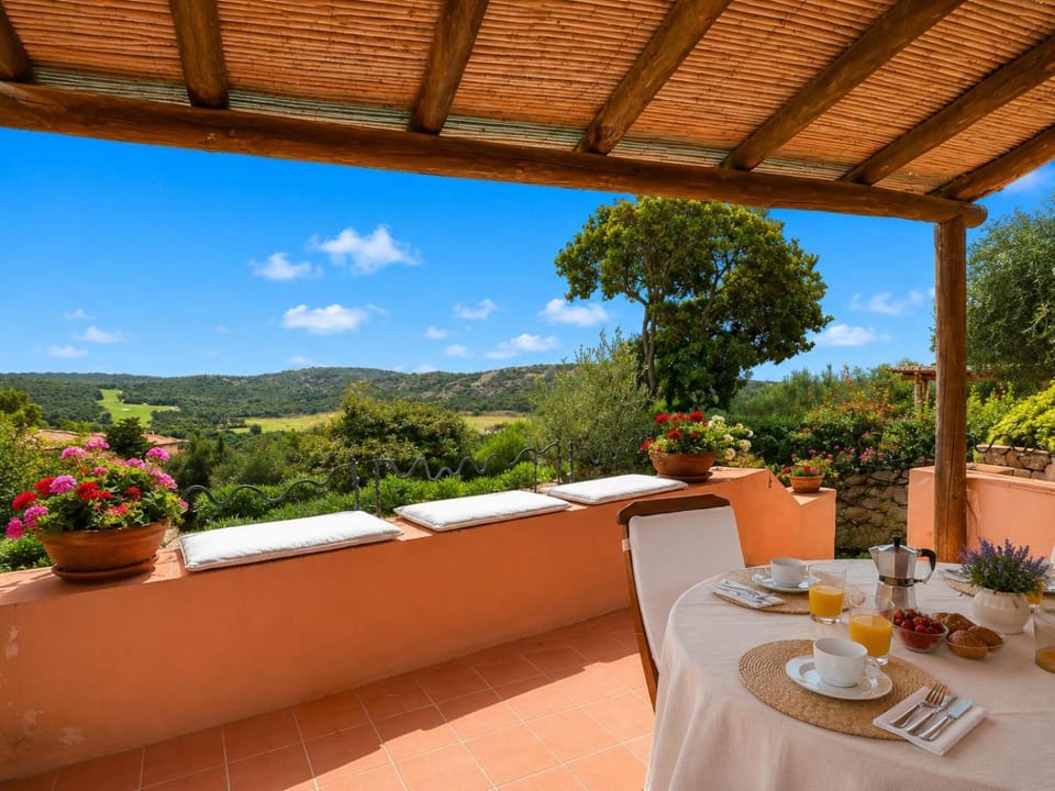 Balcony/Terrace, Dining area