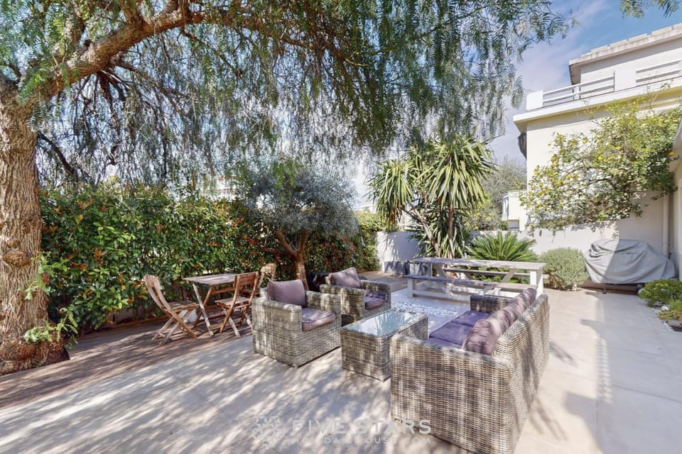 Patio, View (from property/room), Balcony/Terrace, Garden view