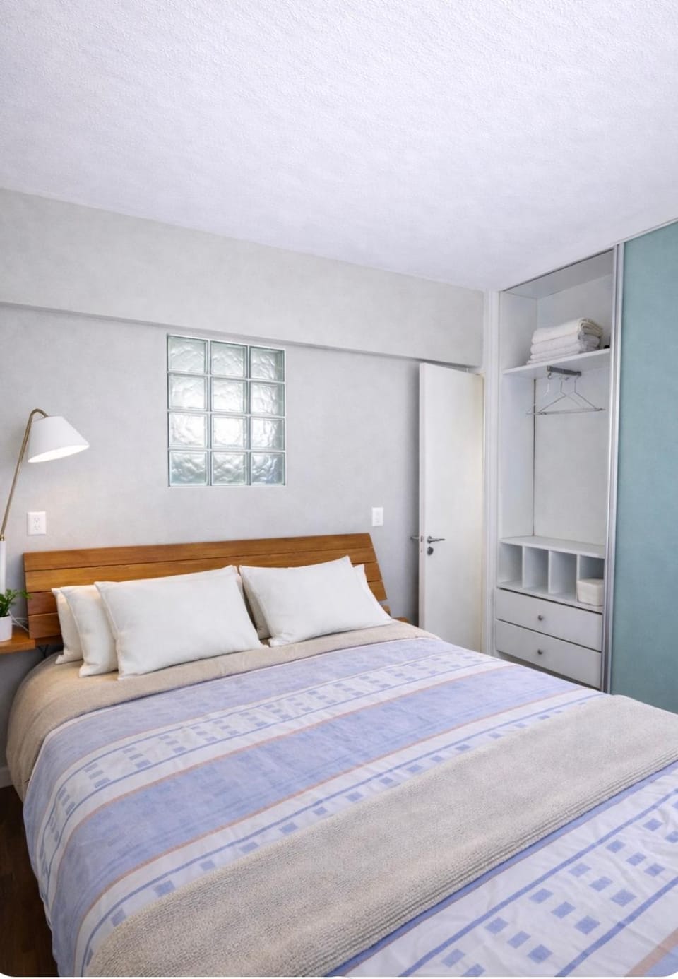 Bed, Photo of the whole room, Bedroom, wardrobe