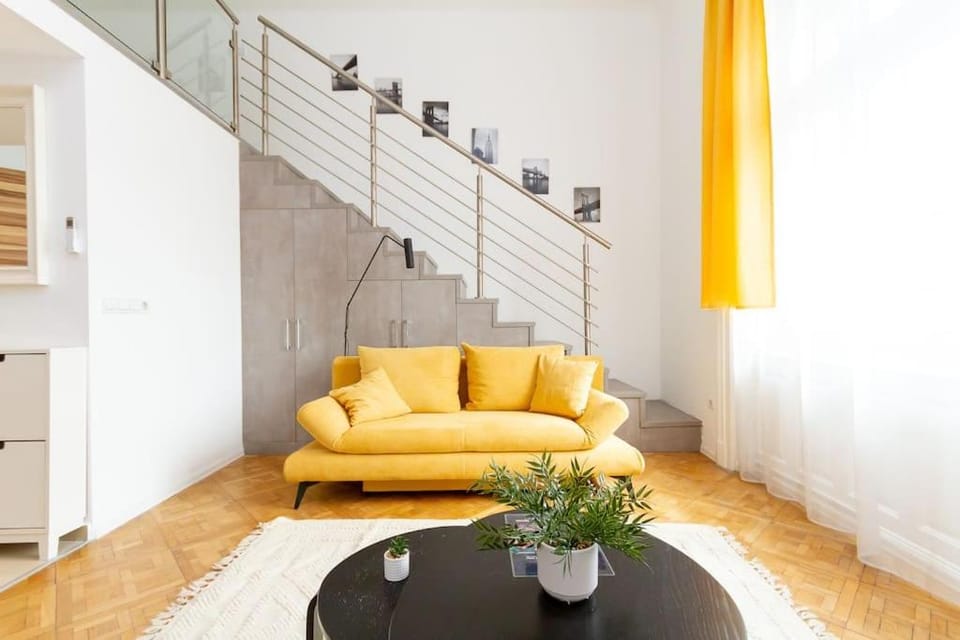 Bright Design Riverside Studio by NW Apartment in Budapest