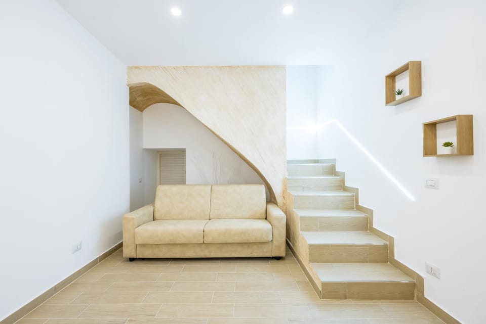 Bed, Kitchen or kitchenette, Living room, Decorative detail, Decorative detail, Seating area, kitchen, acessibility