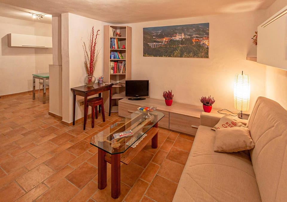 Library, TV and multimedia, Living room, Seating area