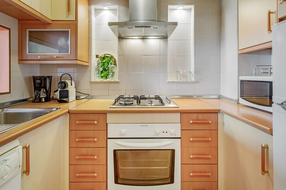 Coffee/tea facilities, Kitchen or kitchenette, minibar, pet friendly, stove, toaster