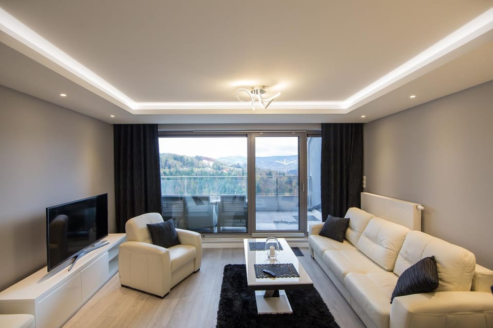 TV and multimedia, Living room, Seating area