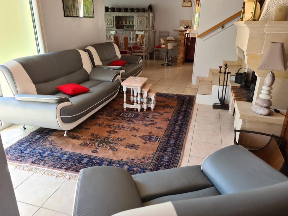 GITE DE CHARME Villa in Bourgogne-Franche-Comté