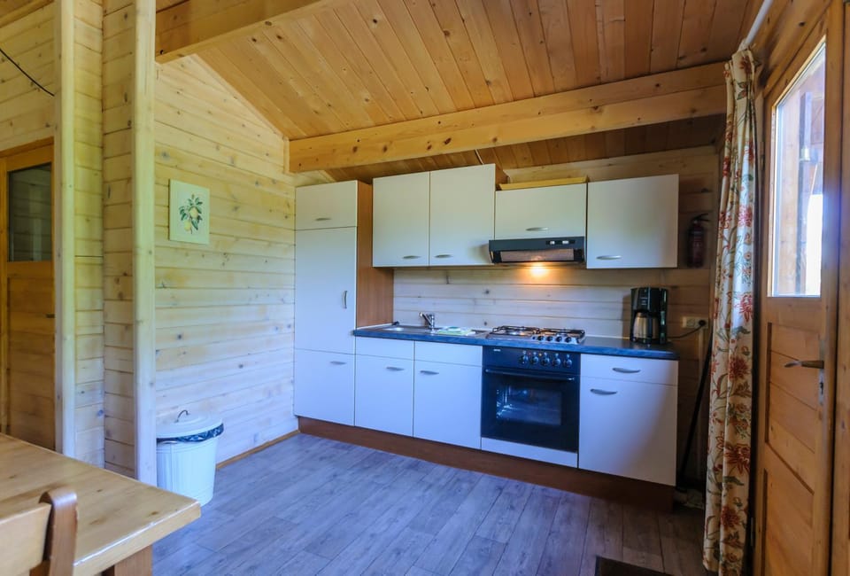 Domaine de Maples Campground/ 
RV Resort in Auvergne-Rhône-Alpes