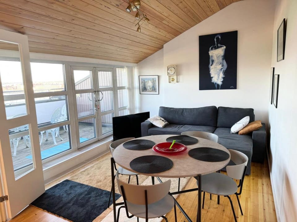 HHH Helsinki Center apartment, Crown of Kruununhaka with astonishing view and sauna Apartment in Helsinki