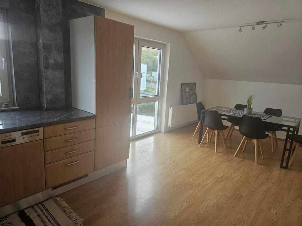 Balcony/Terrace, Kitchen or kitchenette, Dining area