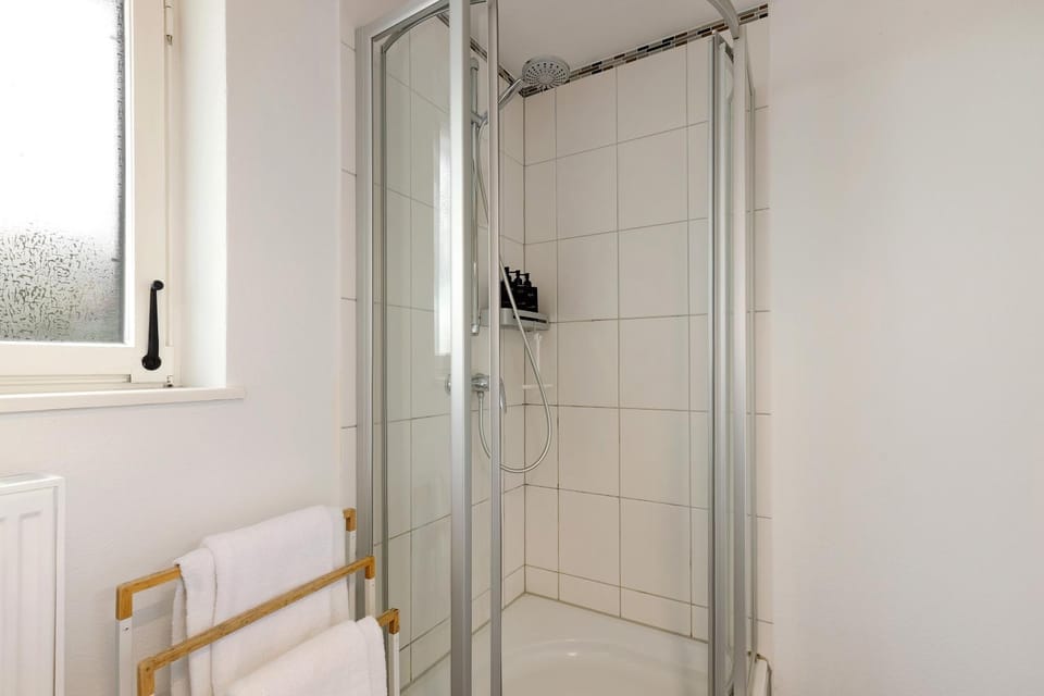 Bathroom, Living room