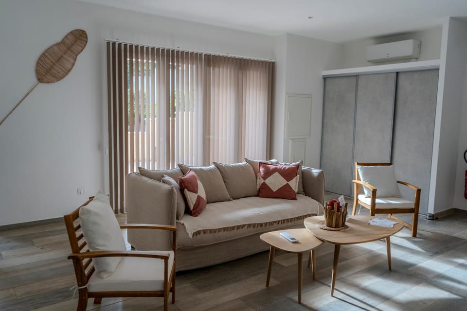 Château de l'insolas Apartment hotel in Villeneuve-lès-Avignon