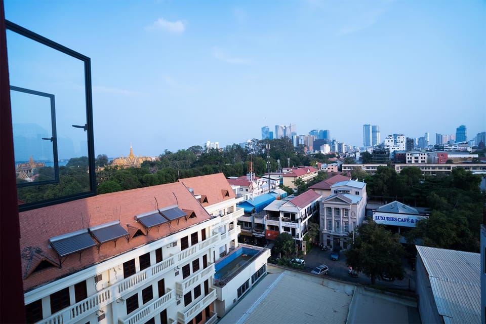 City view, Street view