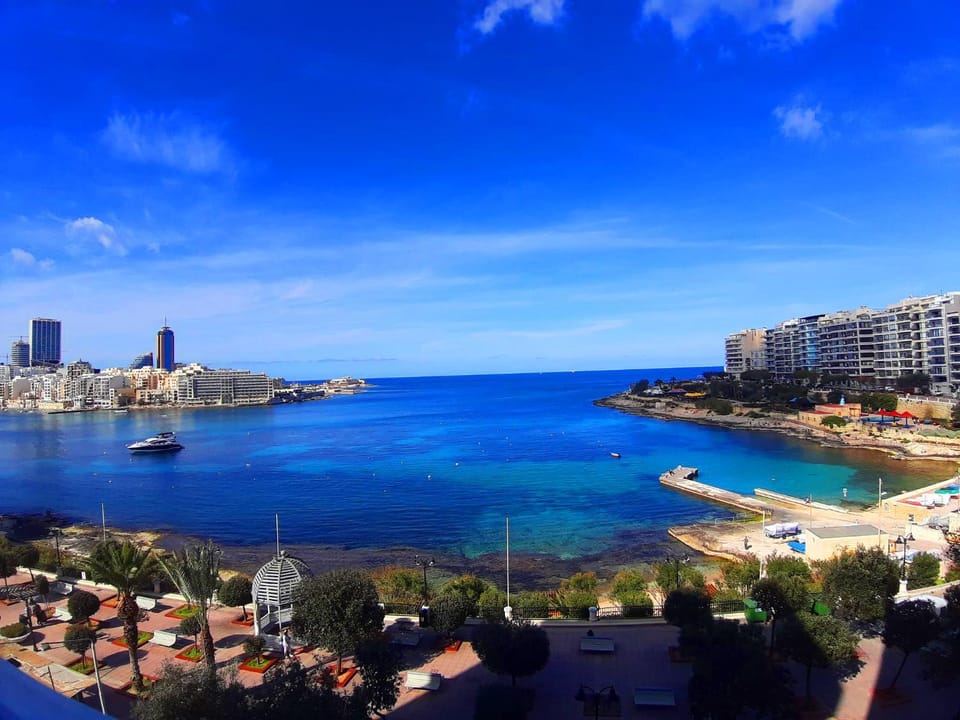 View (from property/room), City view, Sea view
