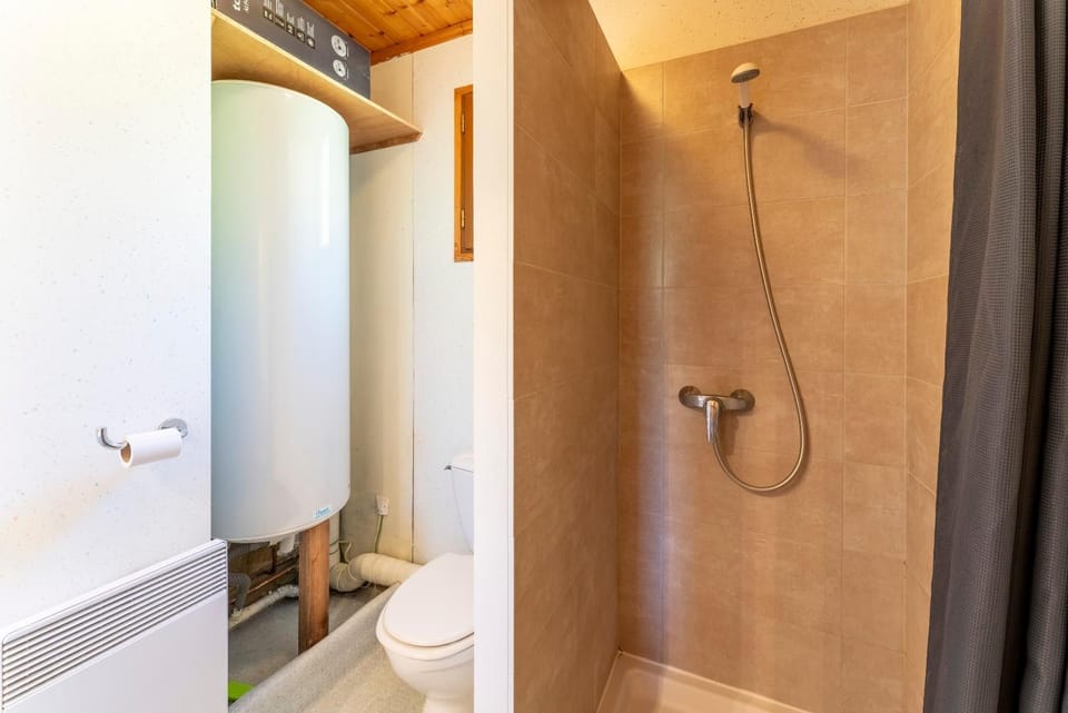Bathroom, Living room