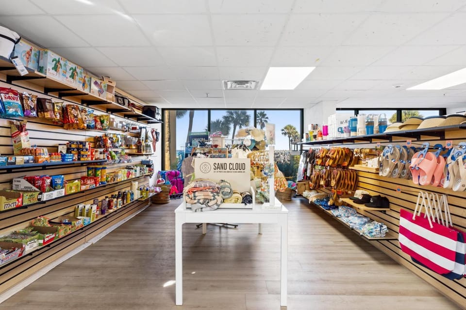 On-site shops, Shopping Area