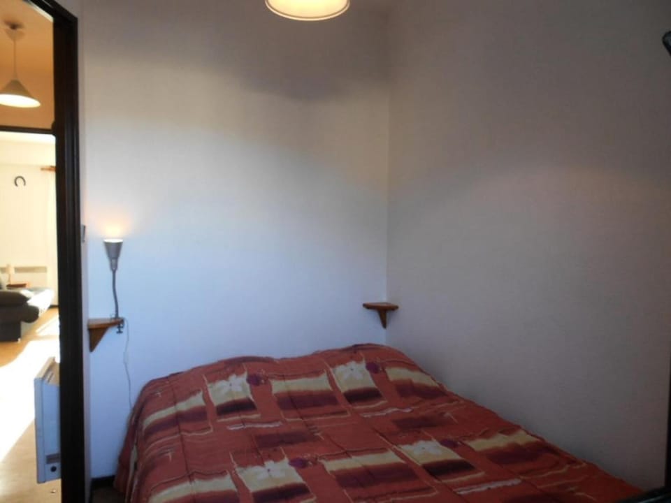 Résidence Hameau Du Soleil - APPARTEMENT 4 PERSONNES VIELLE-AURE MAE-3434 Apartment in Saint-Lary-Soulan