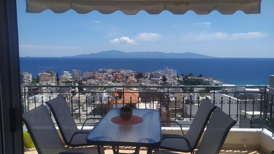 Patio, Day, Natural landscape, View (from property/room), Balcony/Terrace, City view, Sea view