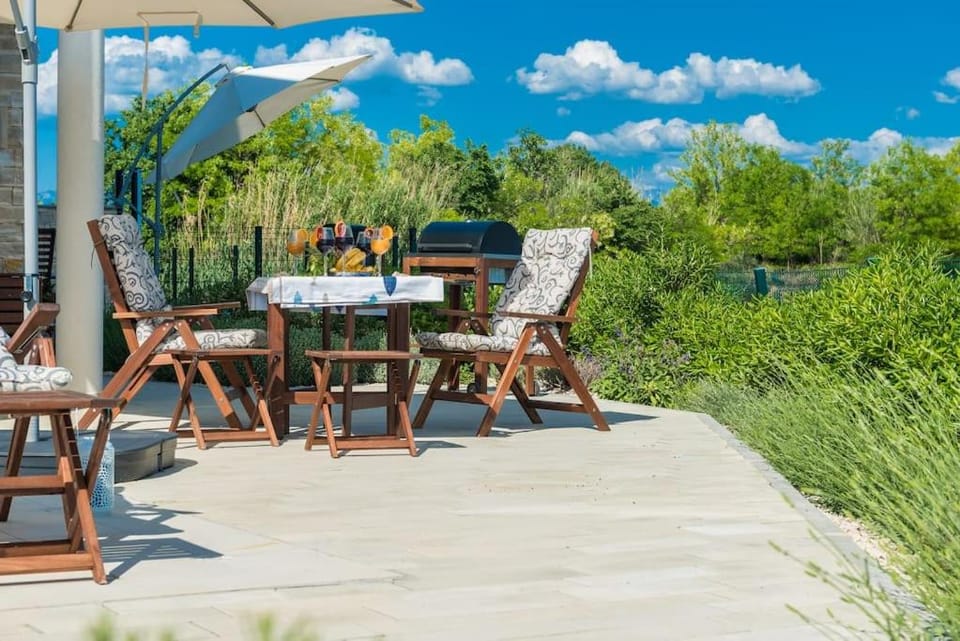 Villa Miri Lavender House in Zadar County