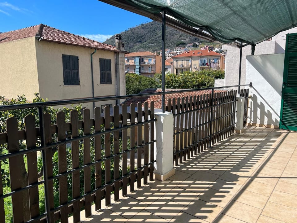 Property building, Day, View (from property/room), Balcony/Terrace