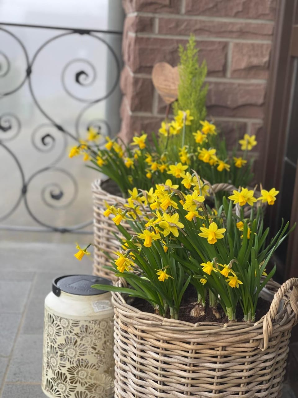 Spring, Decorative detail