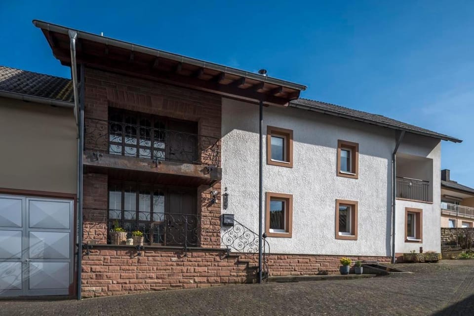 Property building, Day