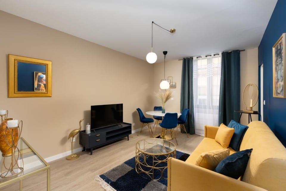 Lueur des Années Dorées Apartment in Carcassonne
