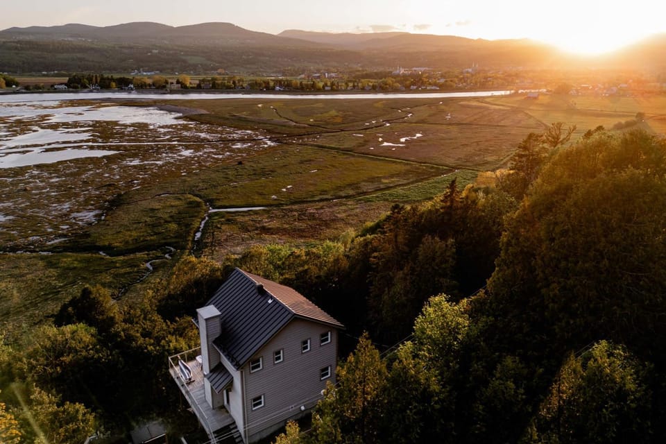 Les Marées House in Baie-Saint-Paul