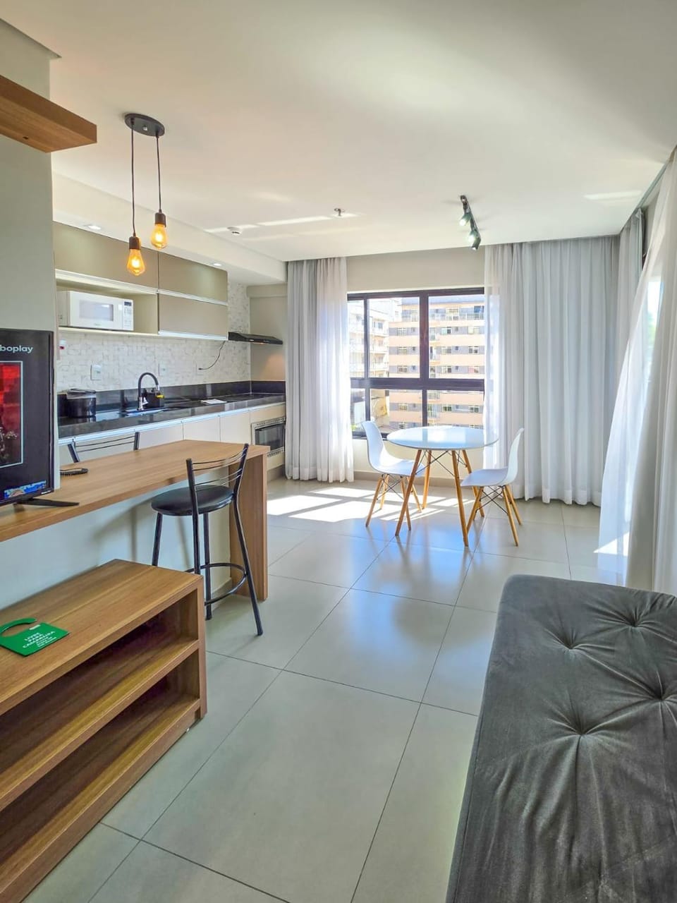 Flats novos e modernos, próximos ao centro, em um ambiente de excelência no Diamond Apartment in State of São Paulo