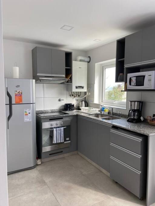 Kitchen or kitchenette, minibar, pet friendly, toaster