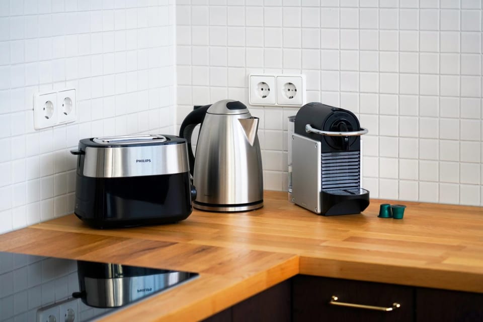 Coffee/tea facilities, Kitchen or kitchenette, toaster
