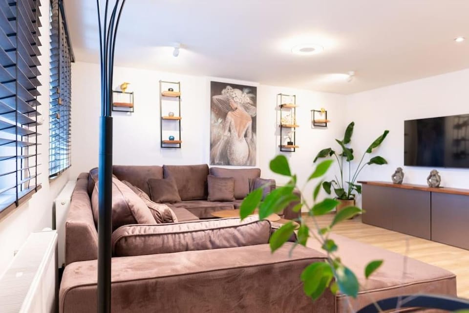 Stijlvol appartement met jacuzzi & sauna Apartment in Flanders