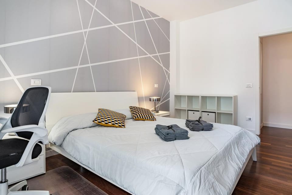 Living room, Bedroom