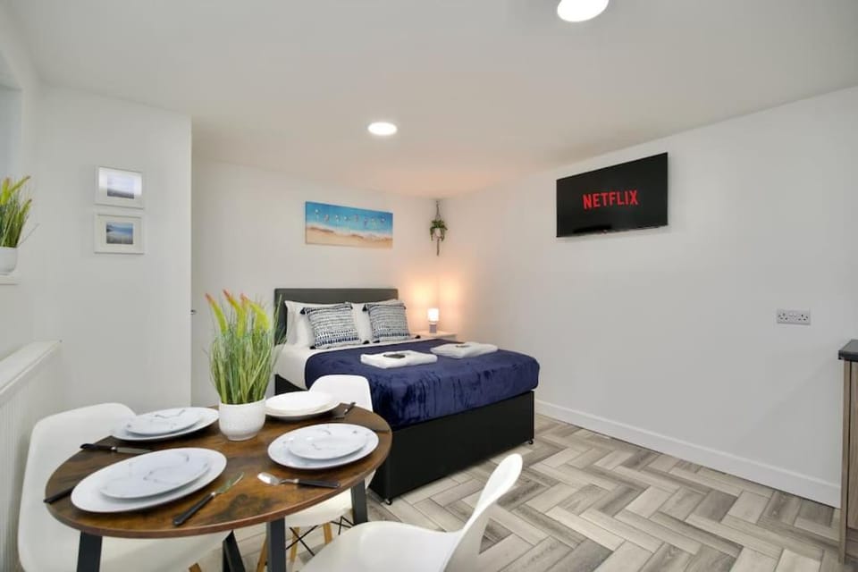 Matlock Studio 7 - Coventry Apartment in Coventry