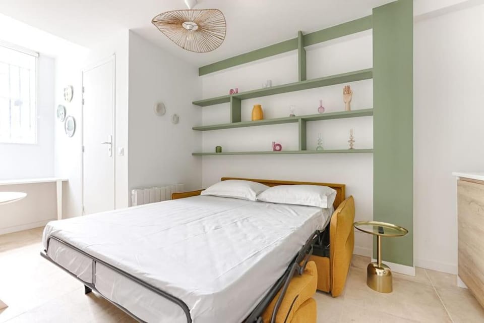 MyKeypers - Chic & Cozy Flat 4P - République Apartment in Paris
