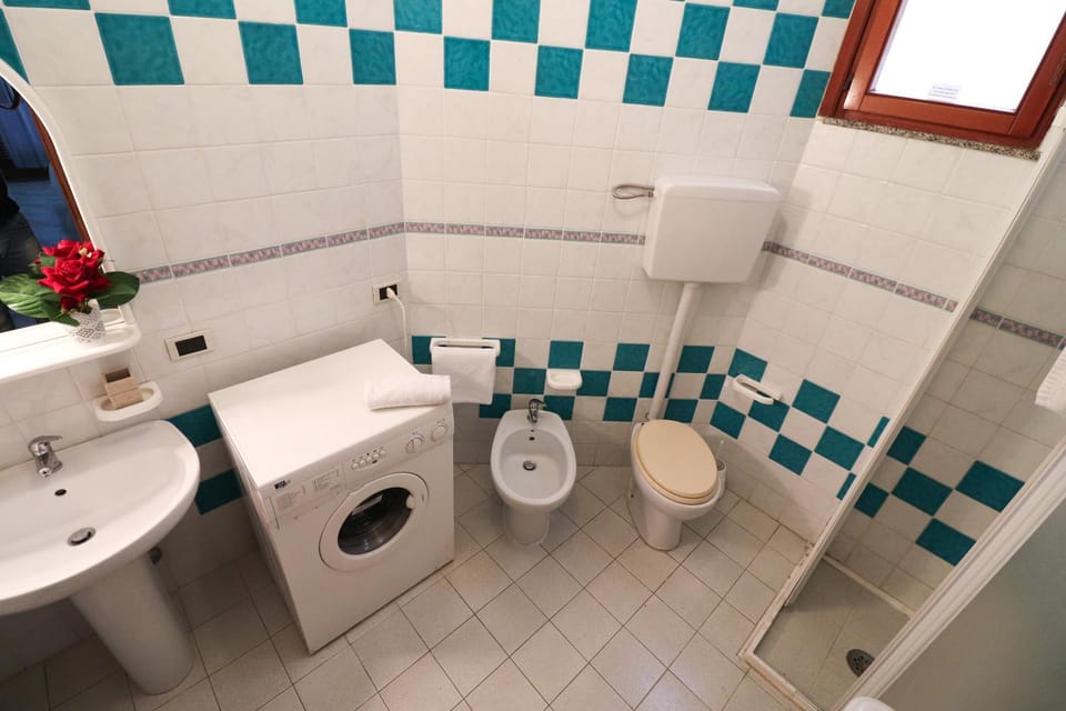 Bathroom, Living room