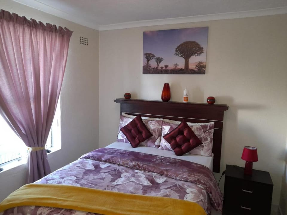Hermanus Beach Club 143 Apartment in Hermanus
