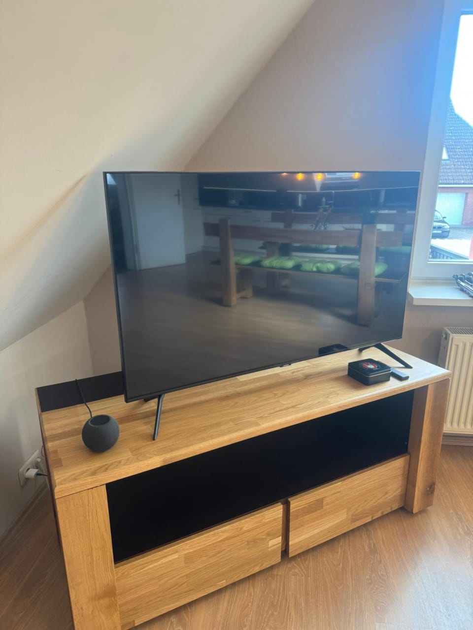 Communal lounge/ TV room
